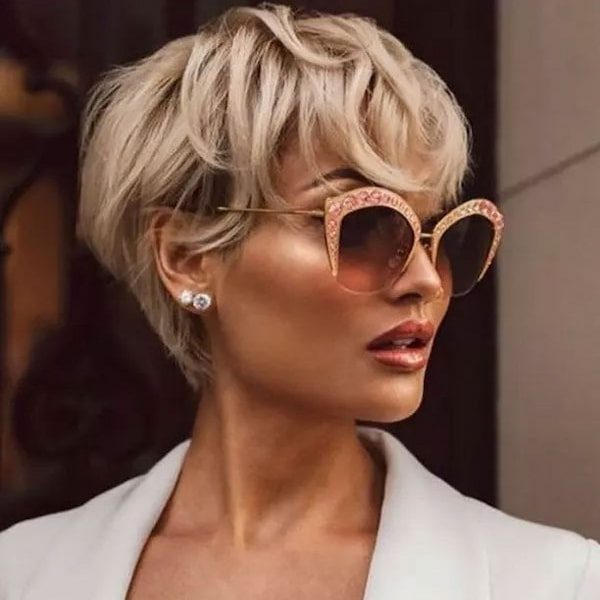 Layered pixie haircut with soft texture