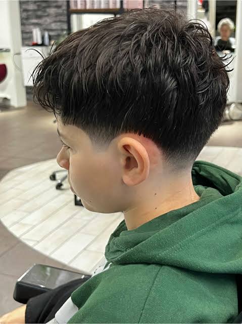 Low Taper Fade for school girls